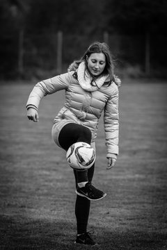 Bild 2365 - Frauen TSV Wiemersdorf - SV Henstedt Ulzburg : Ergebnis: 0:4